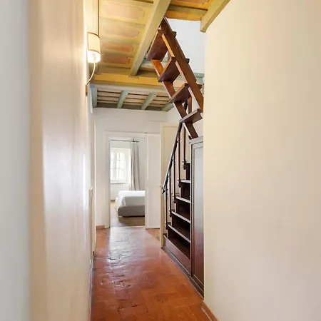 Apartment Pantheon Classic By Romeloft *